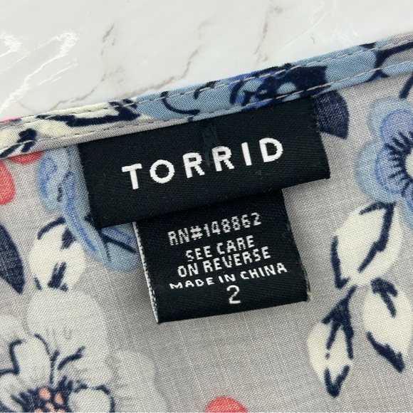 TORRID Floral Blouse - Picture 3 of 5
